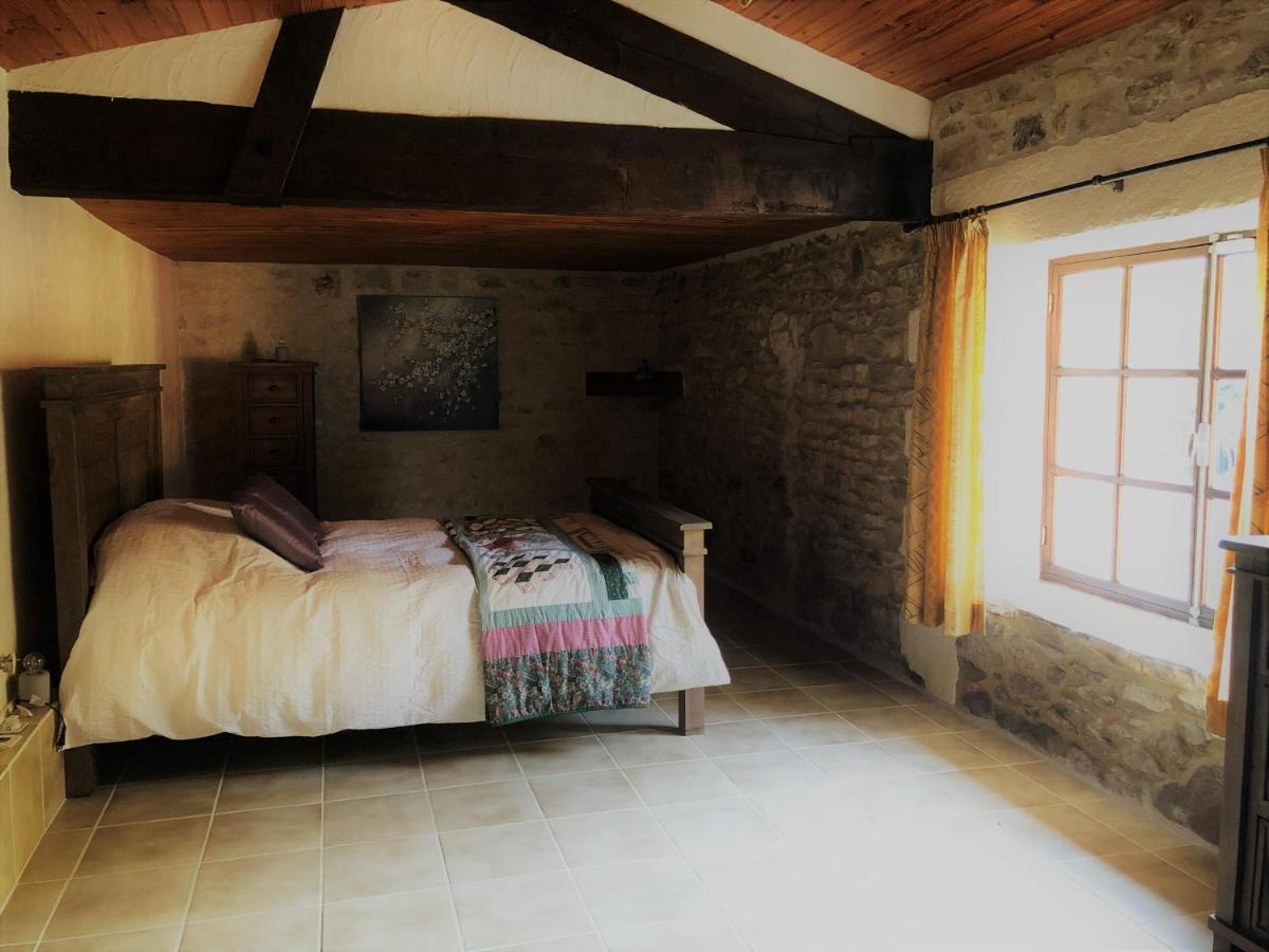 Uniquely Private Holiday Villa In The Charente Puyreaux Exterior photo