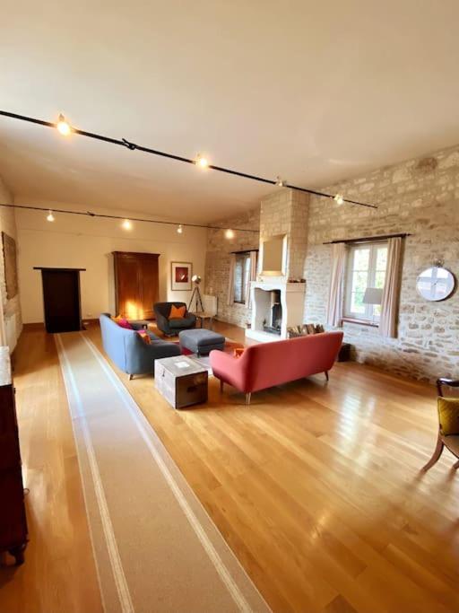 Uniquely Private Holiday Villa In The Charente Puyreaux Exterior photo